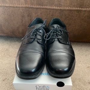 Men’s Croft and Barrow black dress shoes size 12
